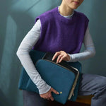Housse iPad en Coton Bio - Iona Orage Bleu La Cerise sur le Gâteau