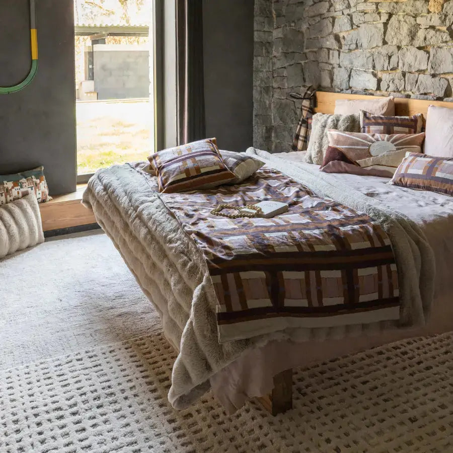 Coussin Brodé Elie Cuivre 40x65 cm Vivaraise