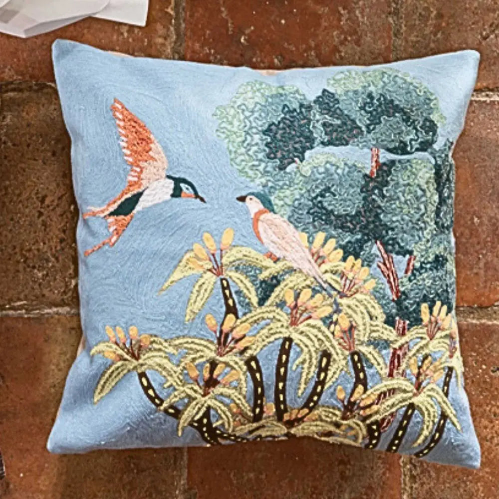 Coussin brodé bleu multicolore Lola 45x45 cm