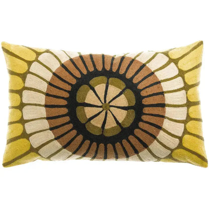 Coussin brodé multicolore Zeno - motif floral graphique - Vivaraise