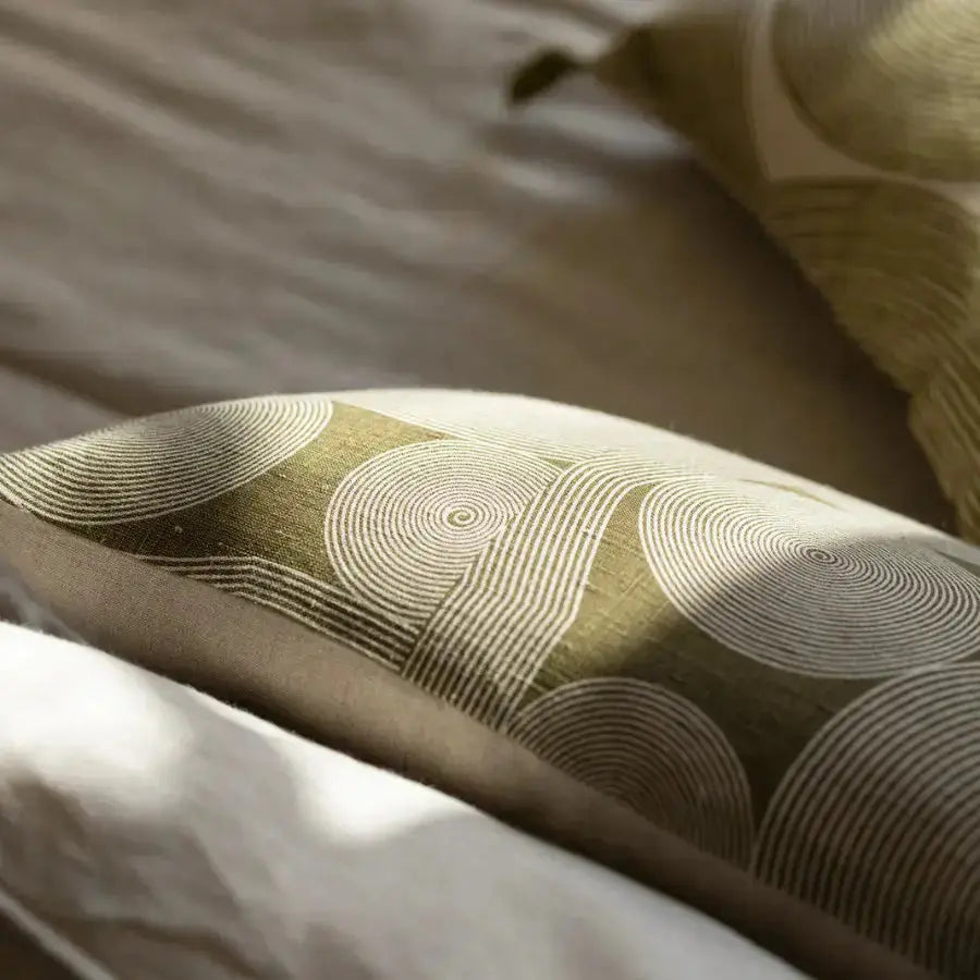 Coussin imprime en lin Tito Naturel - motif graphique - Vivaraise