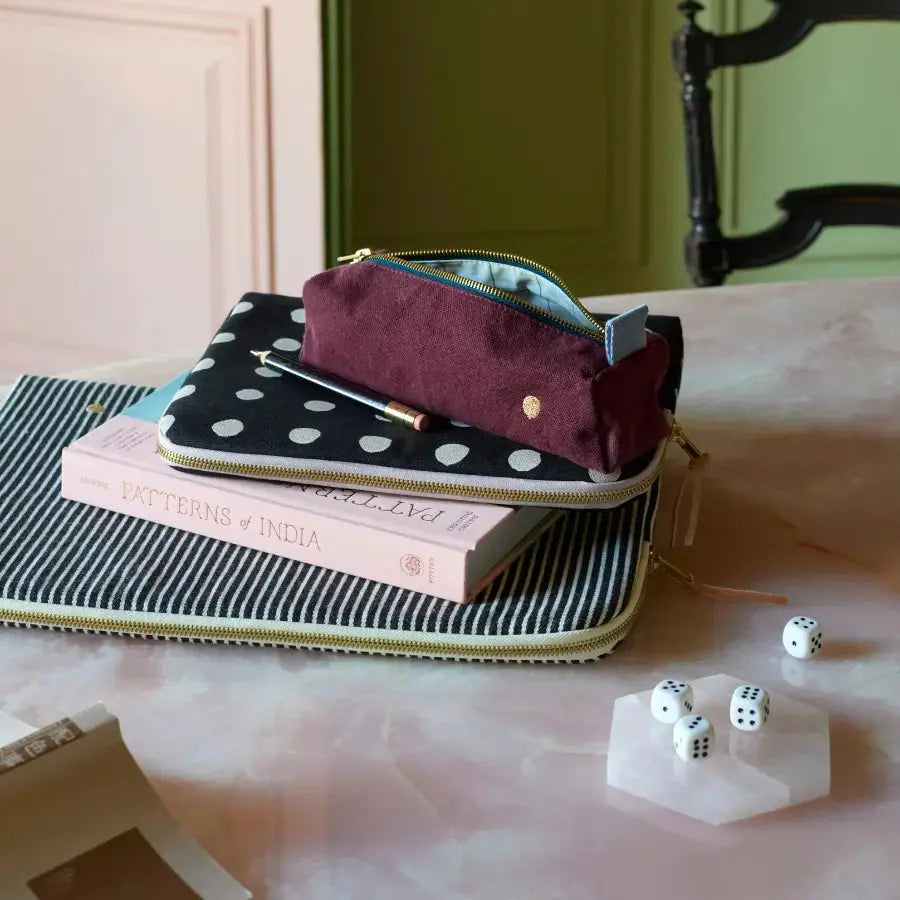 Housse Ordinateur Coton Bio Rayée - Basile Caviar La Cerise sur le Gâteau