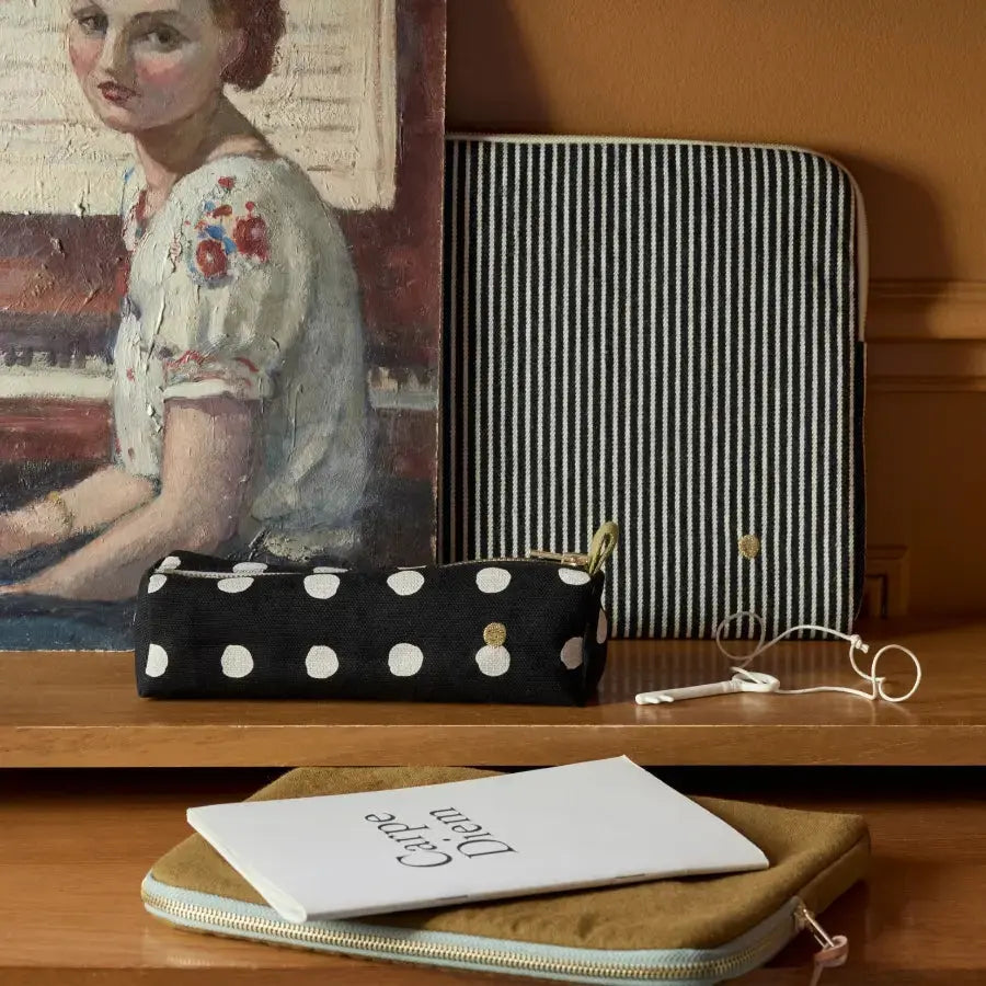 Housse Ordinateur Coton Bio Rayée - Basile Caviar La Cerise sur le Gâteau