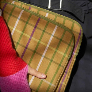 Housse Ordinateur Déperlante Coton Bio - Scotty Marron La Cerise sur le Gâteau