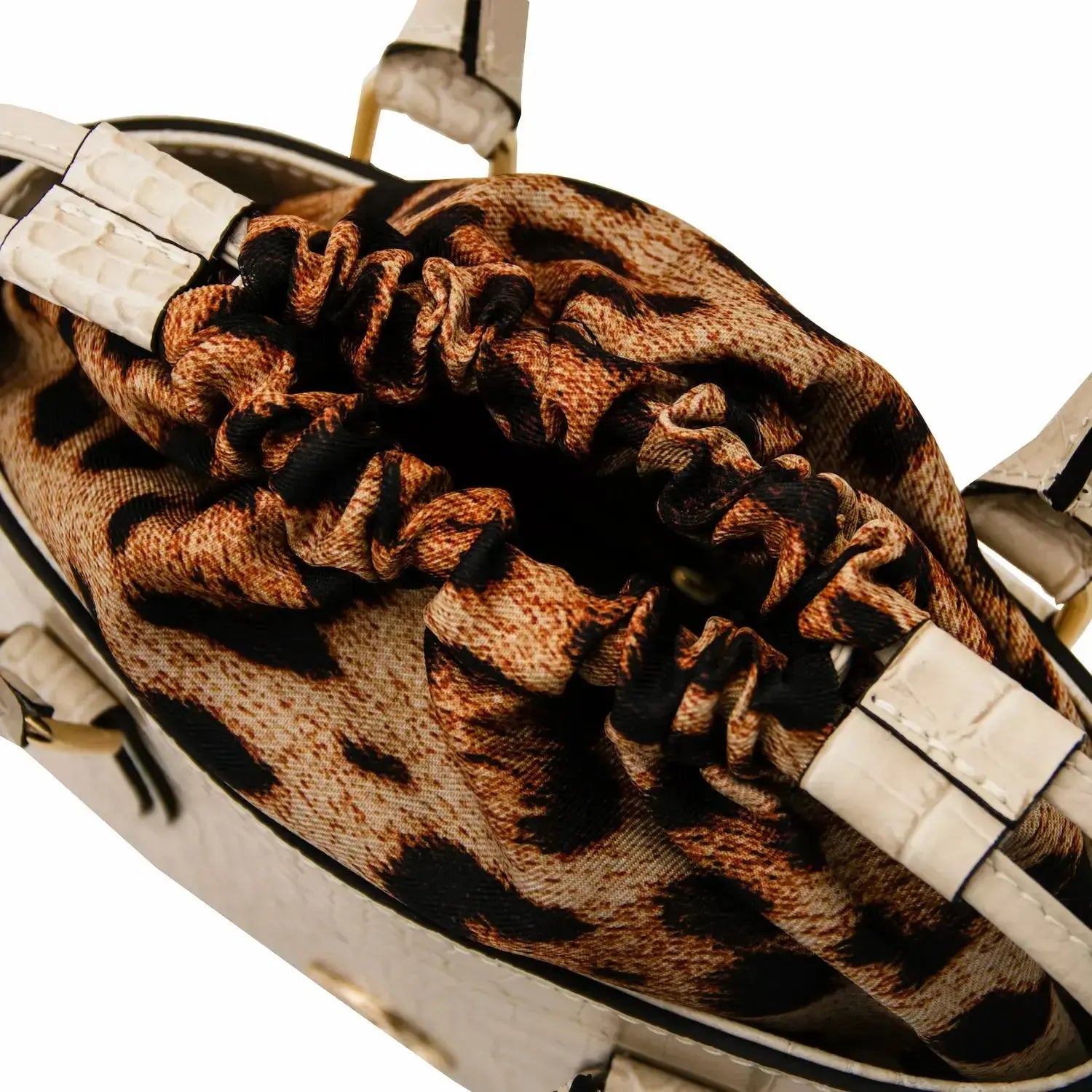 fermeture par liens sac cabas en cuir effet croco beige croque tl142510 Tuscany Leather