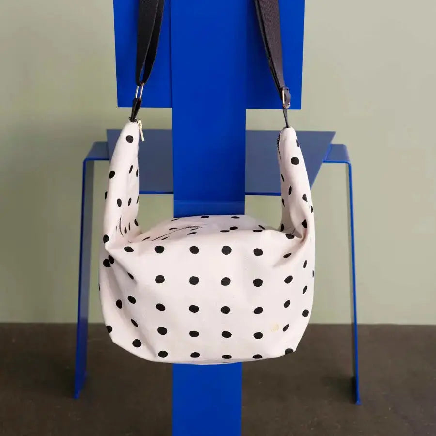 Sac demi-lune Mio Écru Coton Bio - 53x28x12 cm La Cerise sur le Gâteau