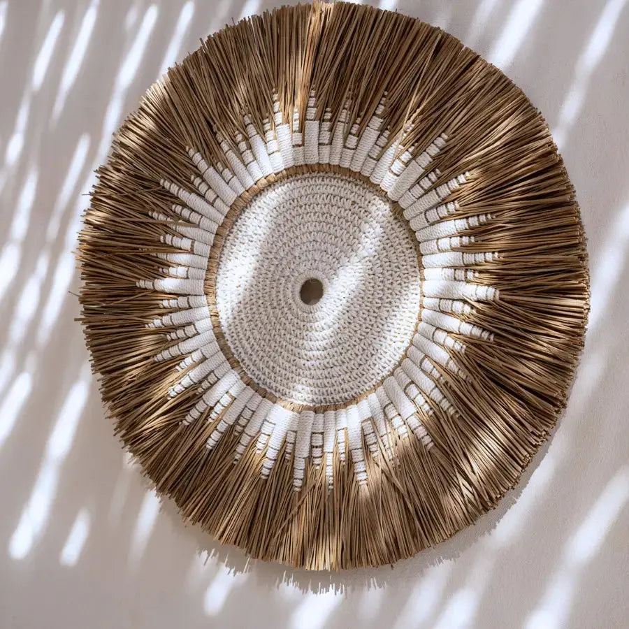 Suspension Murale Bohème raphia naturel et coton blanc - 60x60 Bazar Bizar