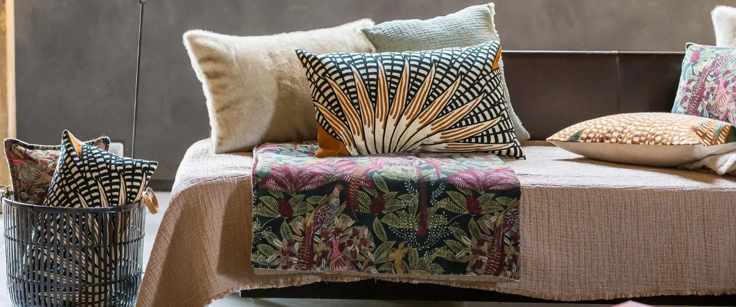 Nouvelle collection de coussins Automne-Hiver 2025 pour un salon cosy